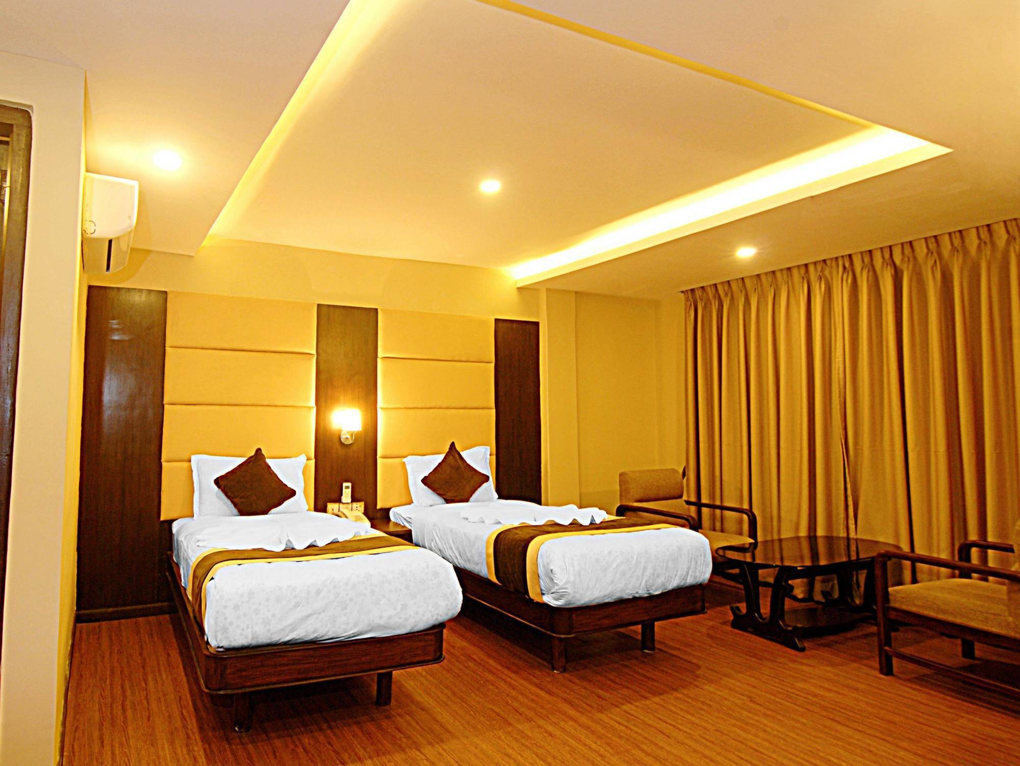 Kathmandu Grand Hotel Dış mekan fotoğraf