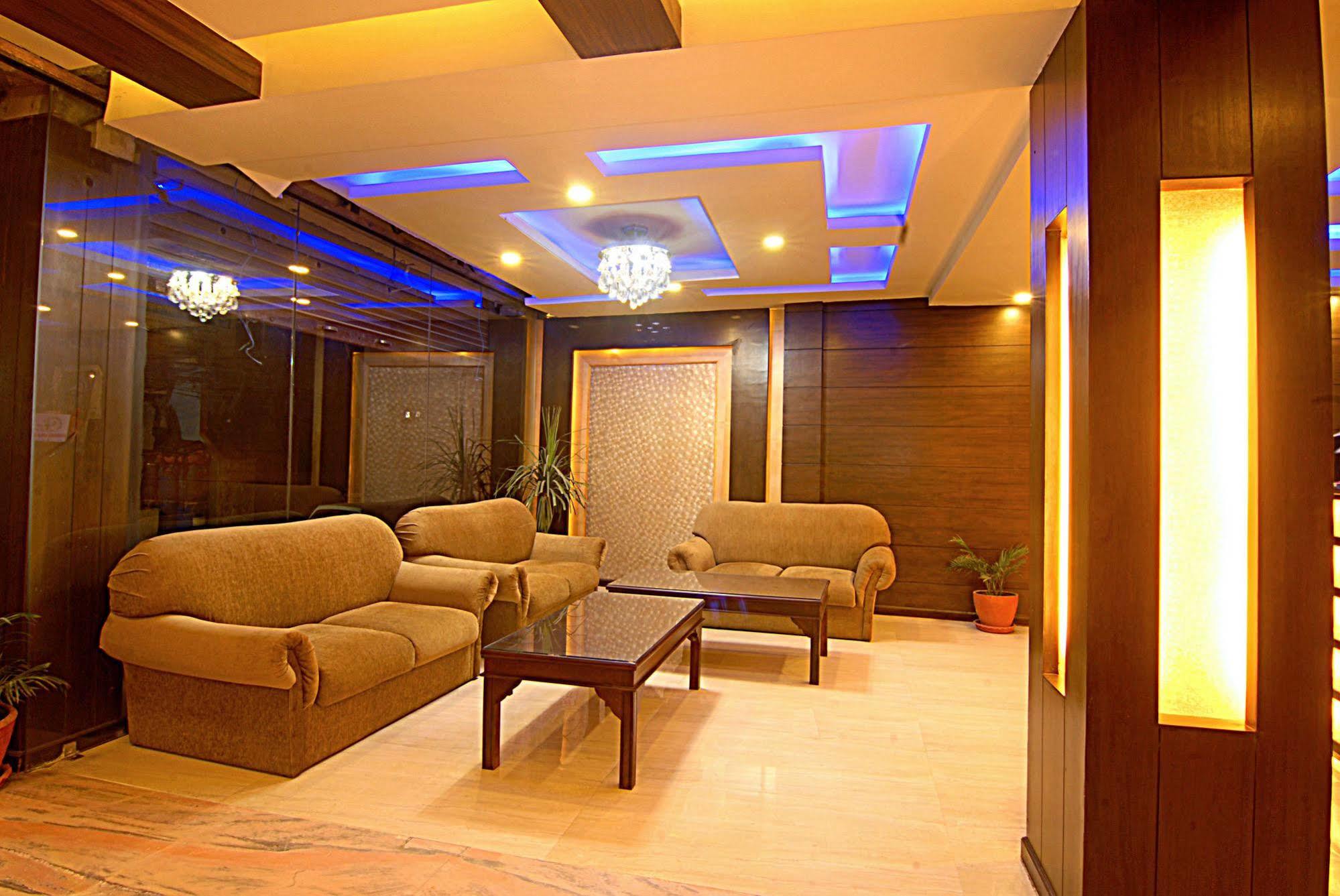 Kathmandu Grand Hotel Dış mekan fotoğraf