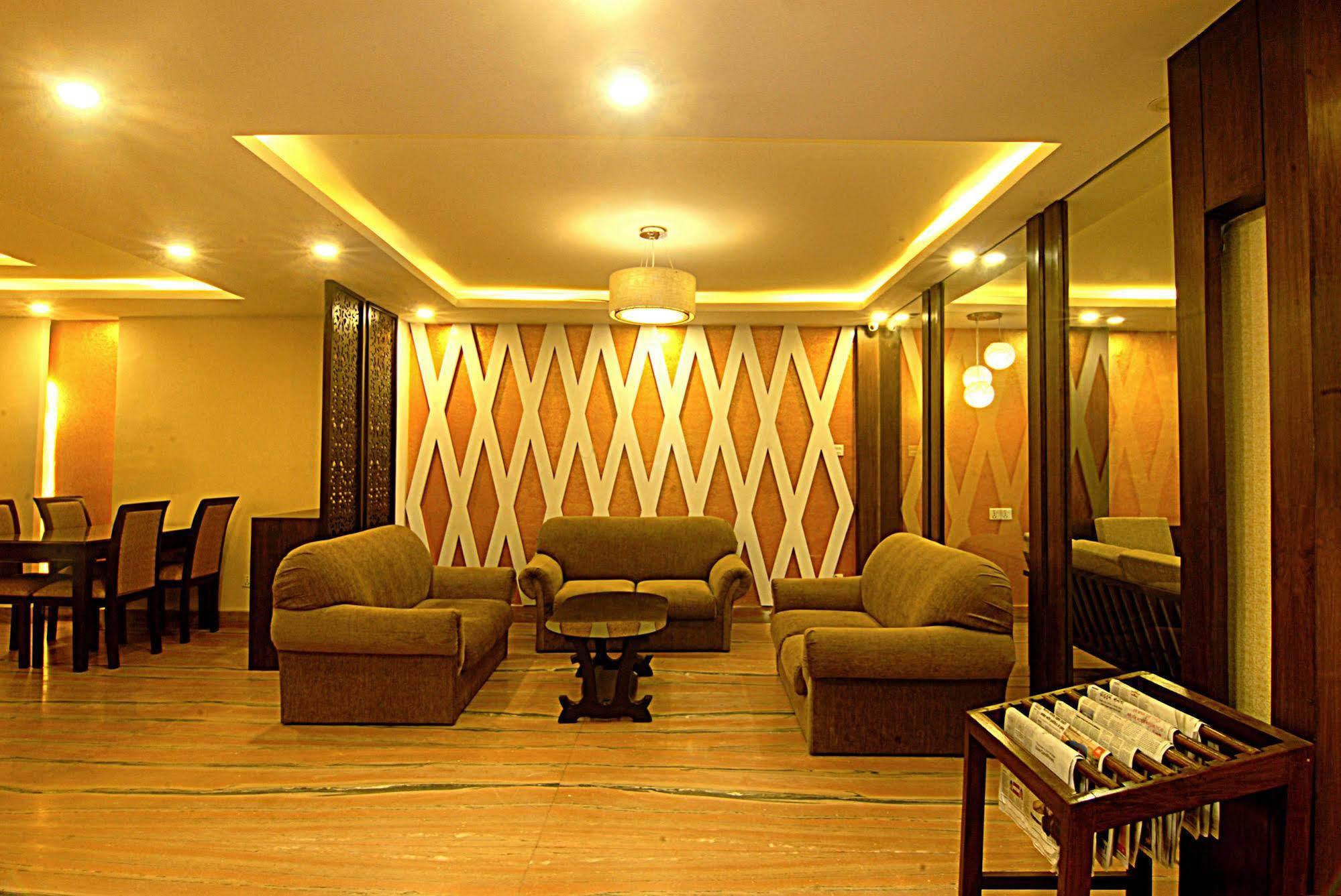 Kathmandu Grand Hotel Dış mekan fotoğraf