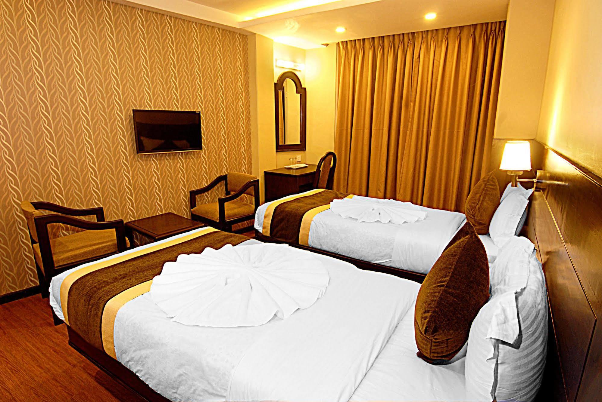 Kathmandu Grand Hotel Dış mekan fotoğraf