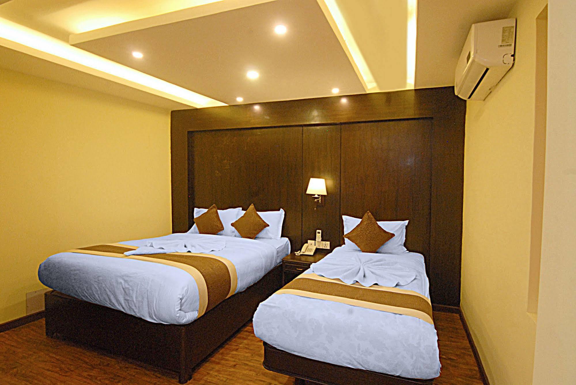 Kathmandu Grand Hotel Dış mekan fotoğraf